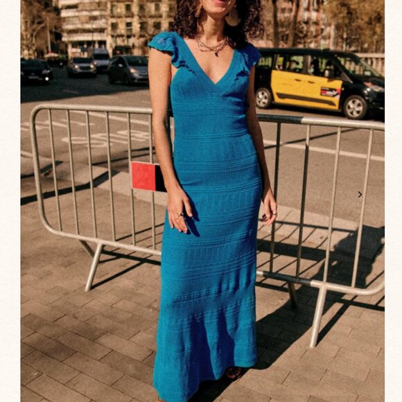 NWT Sezane Aphrodite Midi Dress - Blue Knit Ruffle V Back Sleeveless French - Picture 1 of 9